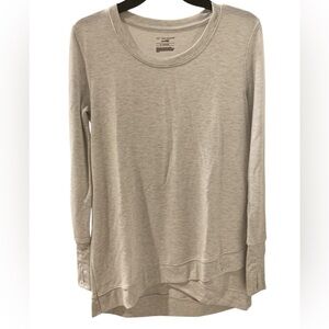 Tek Gear Light Gray Long Sleeve Top Activewear workout performance Athleisure